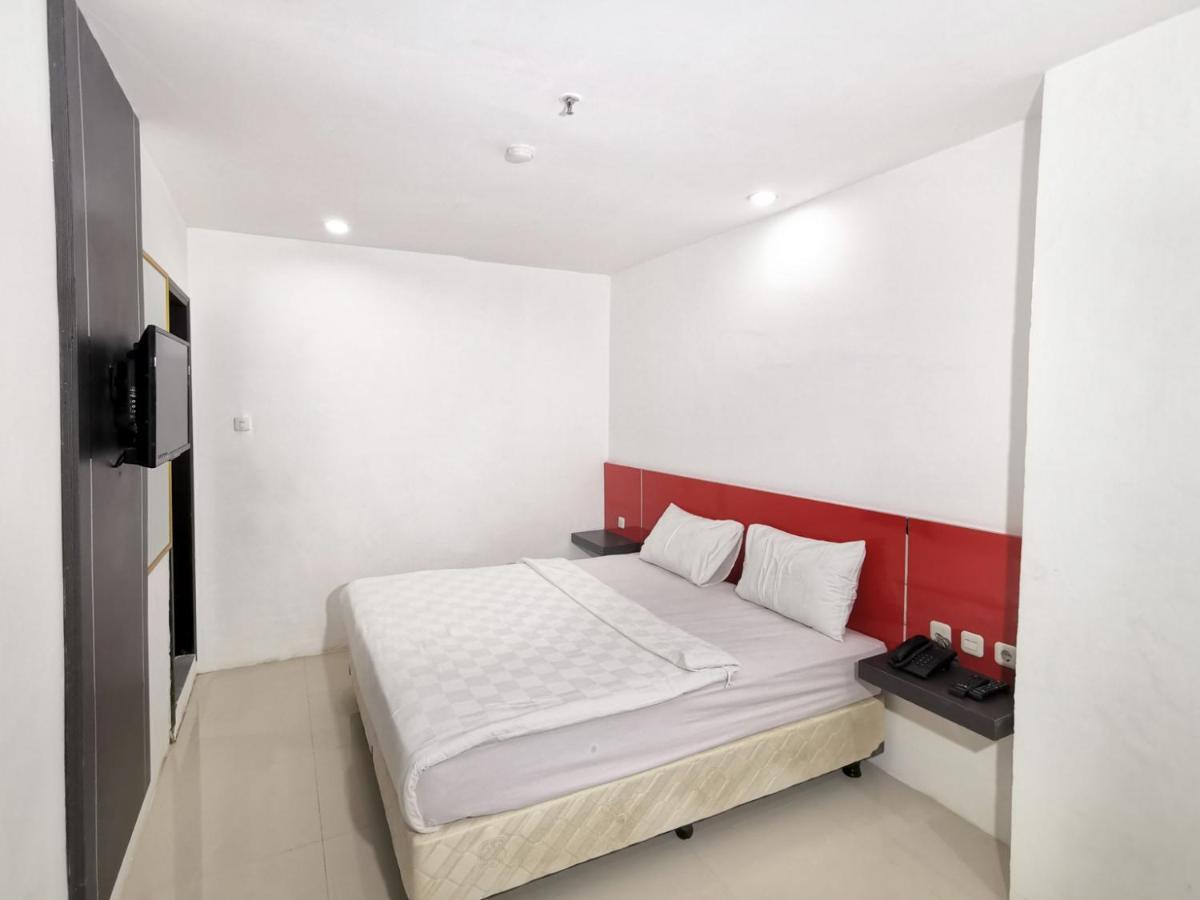 Heavenly Land Family Hotel Palembang Exterior foto